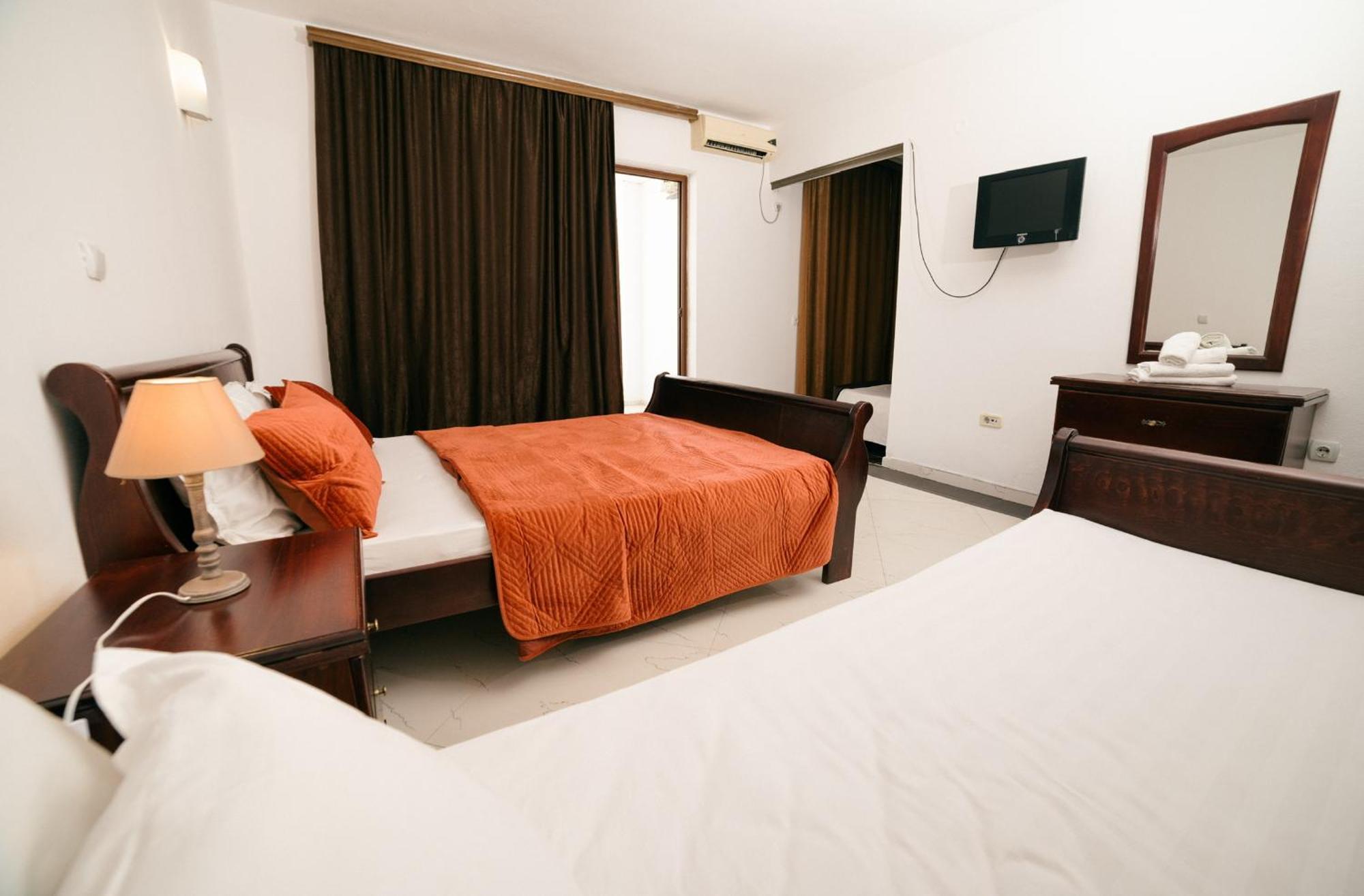 Apartments Contessa Ulcinj Luaran gambar