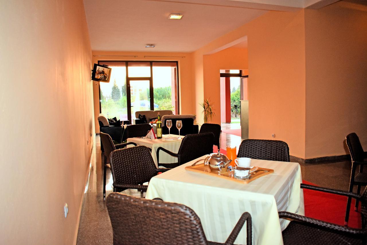 Apartments Contessa Ulcinj Luaran gambar